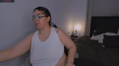 dulce brithany online show from June 11, 12:32 am