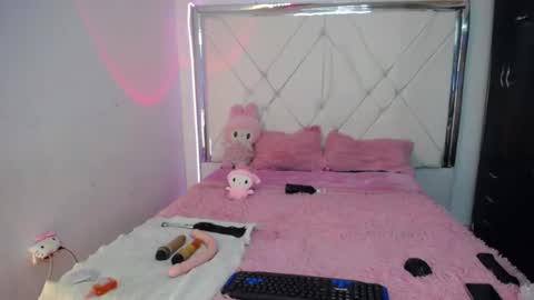 dulce_kiy online show from September 15, 11:33 am