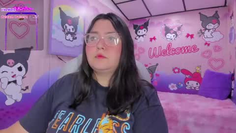 Dulce  online show from May 22, 12:01 pm