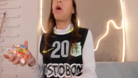 dulce_quintana online show from December 4, 12:27 pm