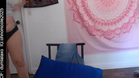 the only advantage you have over me is that u can kiss my ass and i cant  online show from January 5, 5:38 pm