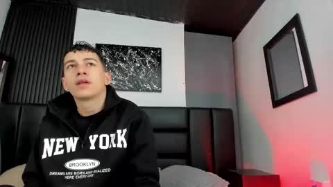 Thomas and Noah online show from September 23, 12:21 pm