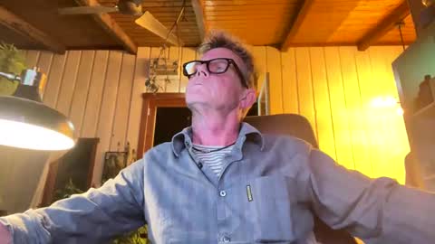 Snapshot of durakbrina chatting on October 23, 2:57 am Durakbrina online show from October 23, 2:57 am