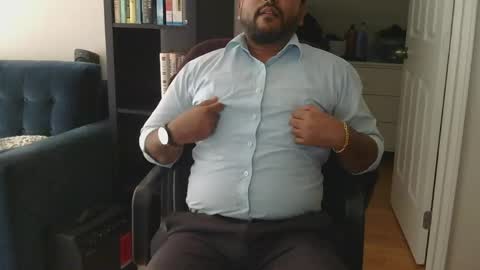 duroakb19 online show from April 6, 9:27 pm