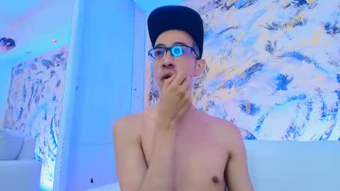 Dustin Dollin online show from March 7, 7:14 pm