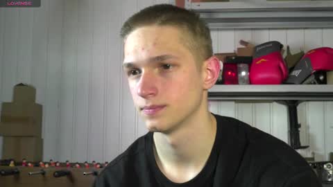 Snapshot of dustyn_fox chatting on March 5, 4:35 pm Dustyn online show from March 5, 4:35 pm