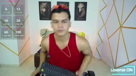 dwayne_brown online show from February 10, 8:31 pm