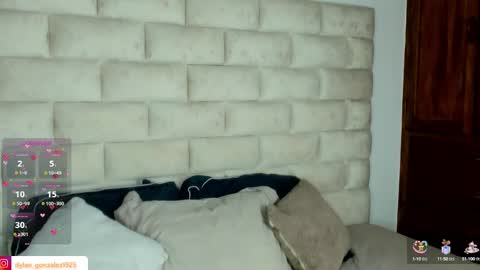 dylan_turner_ online show from September 18, 10:58 pm