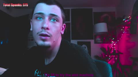 Dylan Daniel 7.8 online show from January 30, 8:42 pm