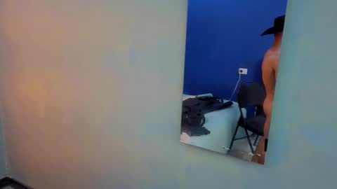 dylanguss online show from October 29, 1:02 pm