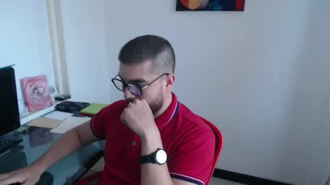 dylanhot10 online show from September 16, 9:40 pm