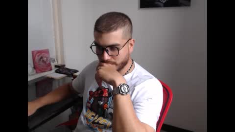 dylanhot10 online show from October 11, 8:56 pm