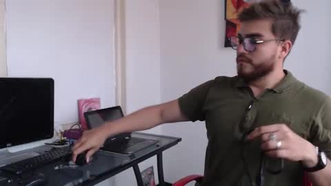 dylanhot10 online show from February 1, 10:34 pm