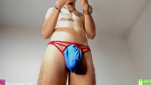 dylanscott_106 online show from October 14, 6:44 pm