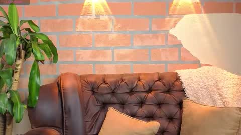 D Y L A N online show from September 29, 12:42 am