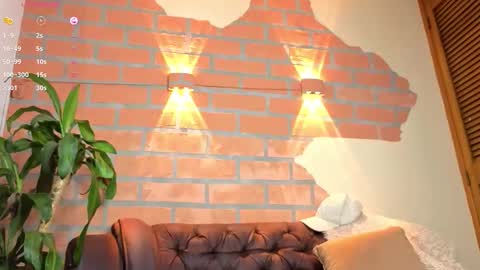 D Y L A N online show from September 28, 12:41 am