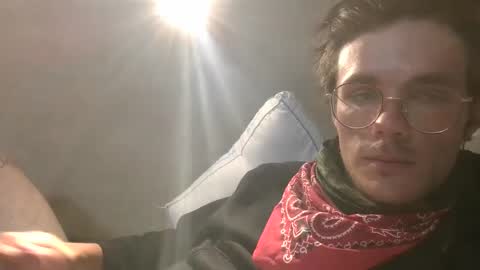 dylp400 online show from March 8, 10:45 pm