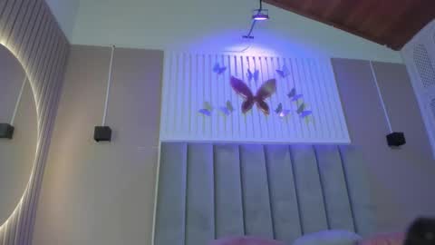 Juana online show from February 21, 11:35 am