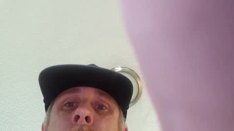 dzznutzzz online show from October 24, 1:56 pm