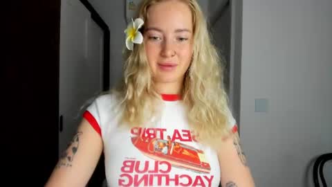 fansly - yourbestbaby online show from July 4, 3:43 am