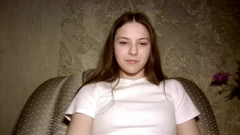 Yuni online show from March 22, 6:23 pm