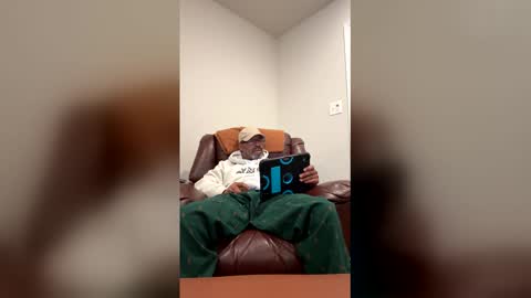 easternjerk online show from April 27, 9:40 am