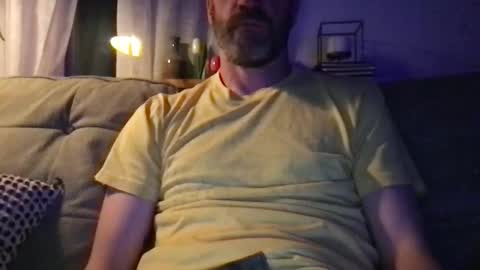 easydoesit69 online show from May 23, 3:57 am