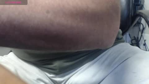 Easy Going Guy online show from June 6, 8:04 pm