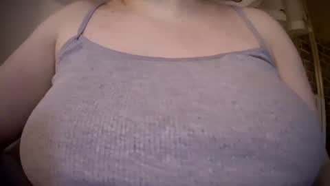 easysmart000 online show from March 14, 11:42 pm