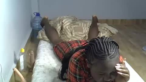 Queen online show from April 18, 7:58 pm