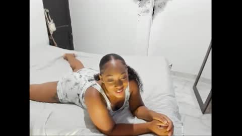 Liz online show from October 27, 1:49 am