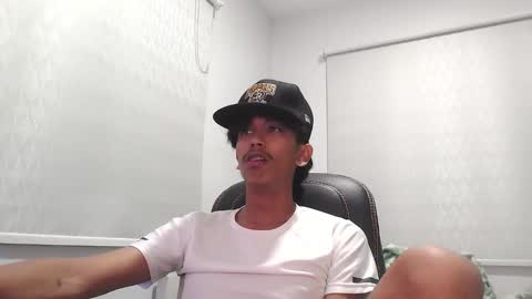 ebony_fuckboy online show from October 28, 7:15 pm