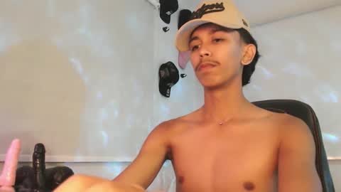 ebony_fuckboy online show from November 24, 5:33 pm