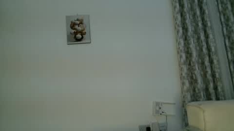 ebony online show from December 5, 10:51 pm