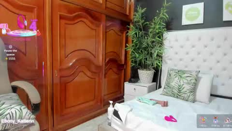 ebony_katterin online show from November 2, 12:16 pm