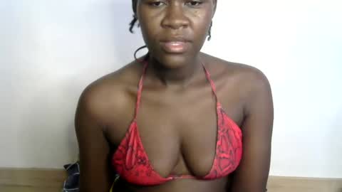 ebony_lynne online show from June 15, 5:27 pm