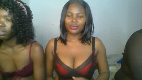 ebony_meeky online show from October 19, 6:45 pm