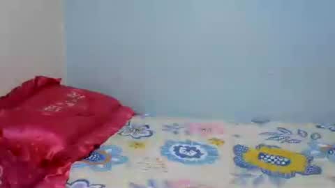 ebonybloom01 online show from July 10, 11:48 am