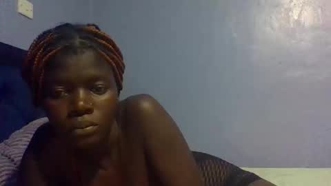 ebonybloom01 online show from March 10, 11:23 am