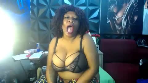 ebonyfancyfacexxx online show from December 2, 7:01 pm