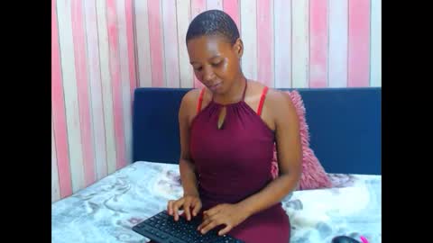 ebonyfirexx4u online show from January 12, 1:51 pm