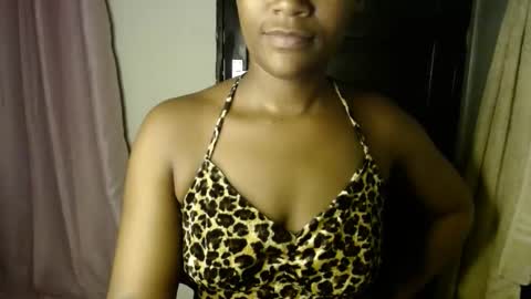 ebonylolo online show from September 29, 3:55 pm