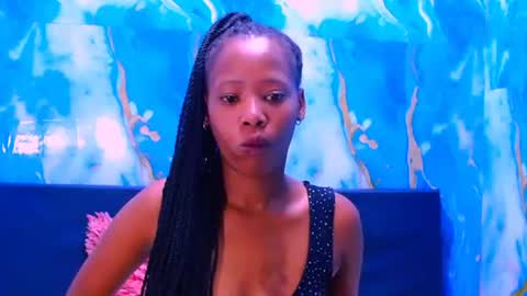 ebonypretty69 online show from December 15, 6:20 am