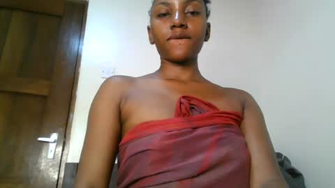 ebonyslut09 online show from August 8, 9:14 pm