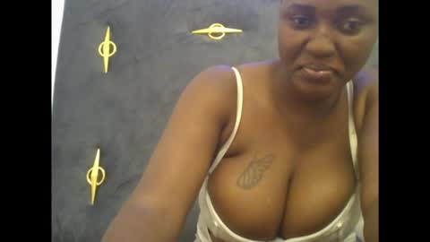 ebonyvd online show from January 7, 11:43 pm