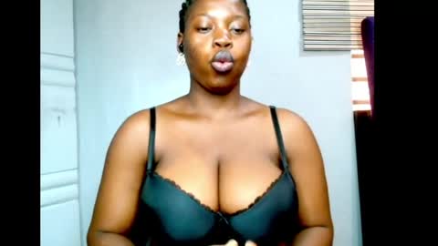 Loveth online show from May 21, 3:07 pm