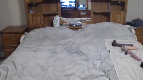 Josie Summers online show from July 18, 10:50 am