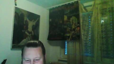 Edward online show from April 13, 5:39 pm