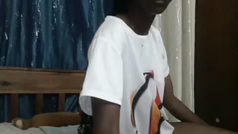 edakiss online show from December 15, 1:23 am