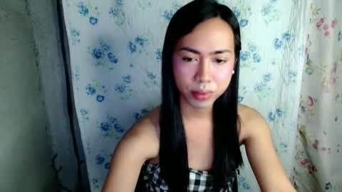 eddfox001 online show from February 20, 1:13 pm